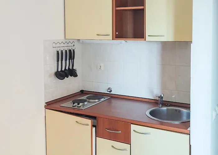 1 Bedroom Gorgeous In
