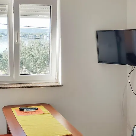Apartman Amazing In With Wifi Turanj